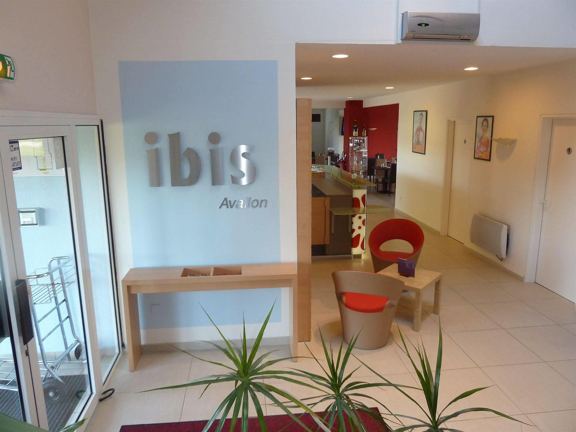Ibis Avallon Magny (Yonne) Exterior foto