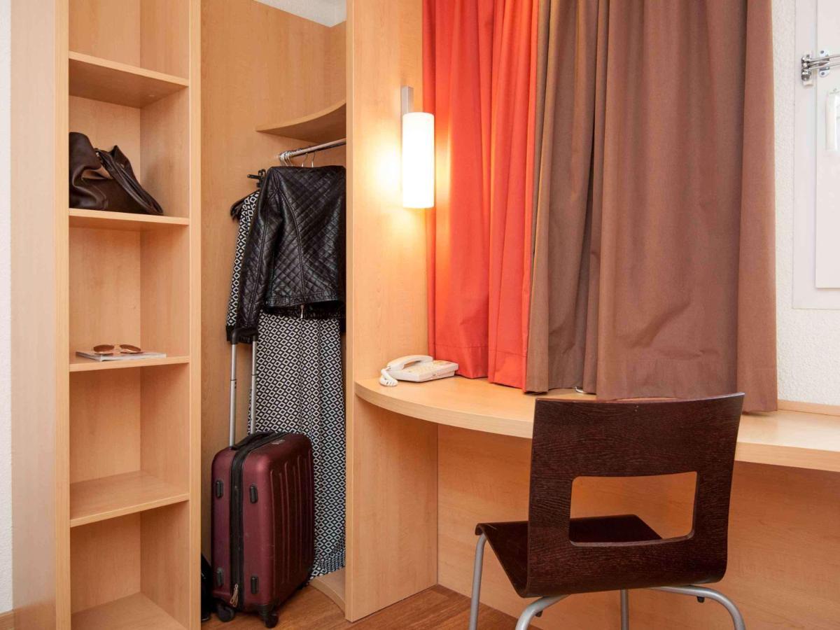 Ibis Avallon Magny (Yonne) Exterior foto